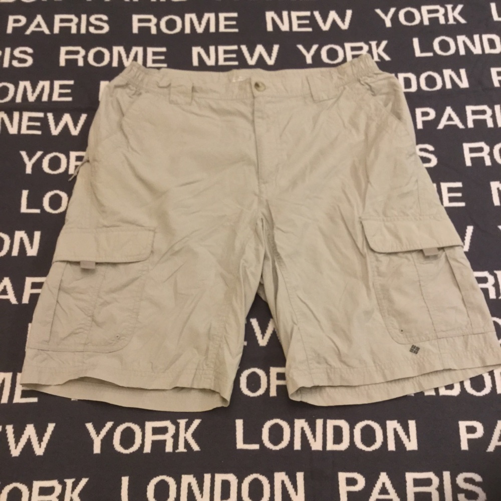 Men’s Columbia Omni-wick Cargo Style Shorts